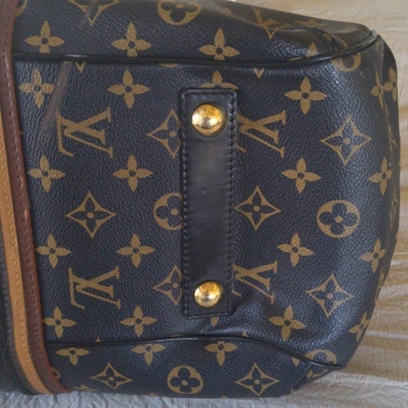 𝅺AUTHENTIC Louis Vuitton Handbag - Picture 13 of 17